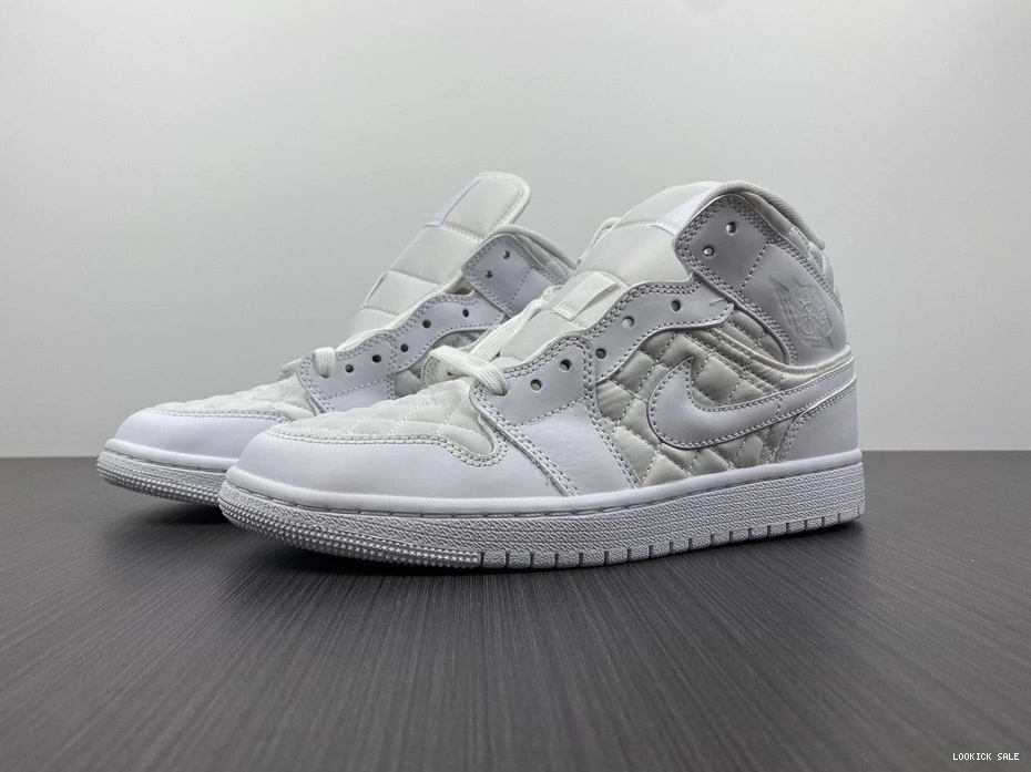 1 - Quilted (W) Mid Jordan DB6078-100 White 0515